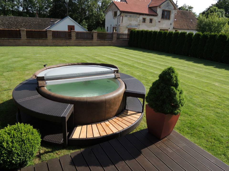 סופטאב לחצר